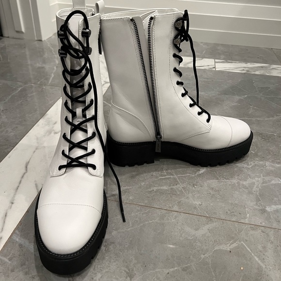 NOT FOR SALE - Micheal Kors White Combat Boots - black sole - Picture 2 of 7
